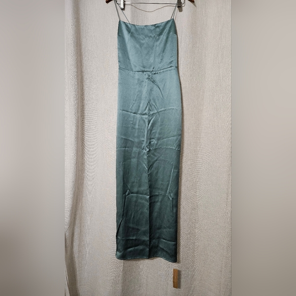 Reformation Frankie silk dress - size 4p - Picture 3 of 6